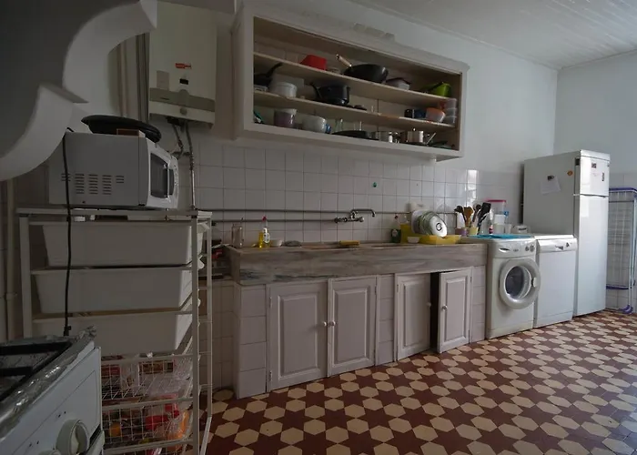 Hostal Covilha Hostel