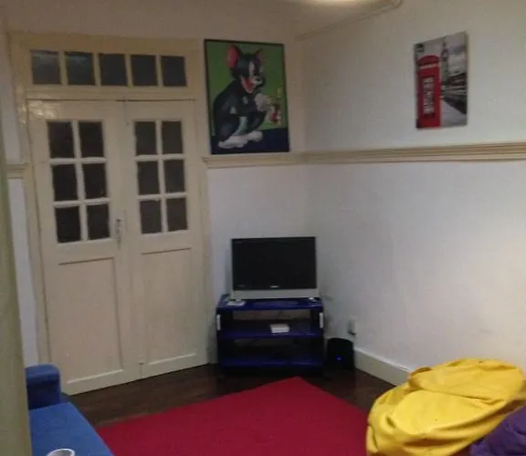 Covilha Hostel Hostal